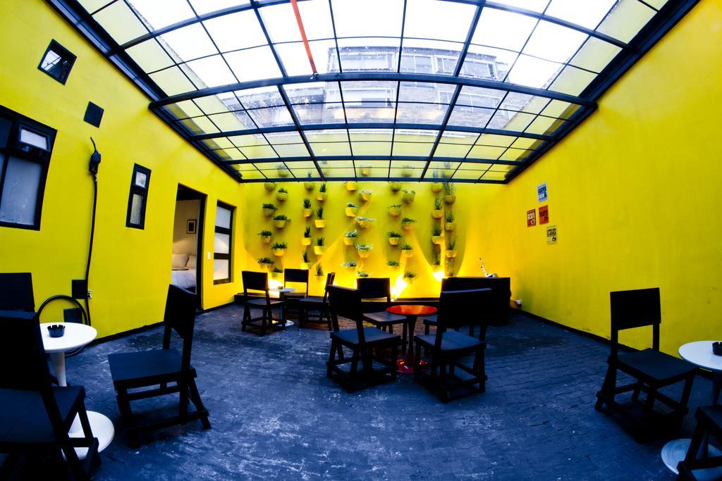 12:12 Hostels Bogota Bagian luar foto