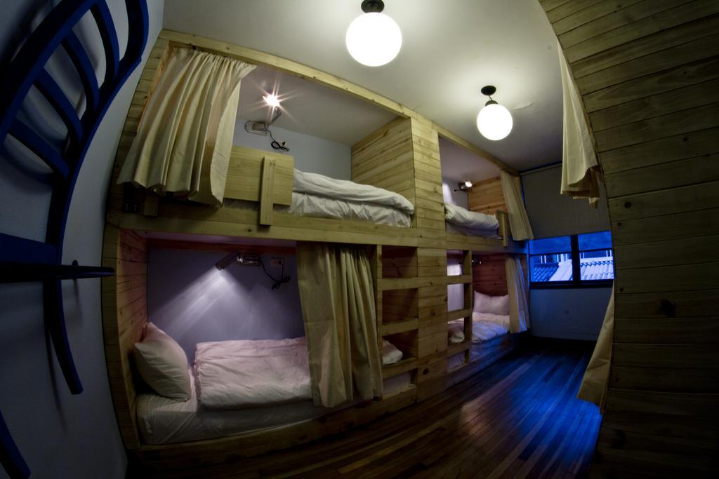 12:12 Hostels Bogota Bagian luar foto
